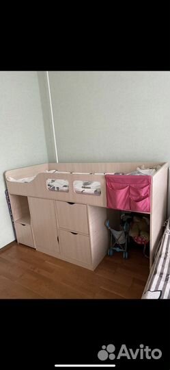 Кровать чердак со столом