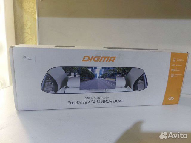 Видеорегистратор Digma FreeDrive 404