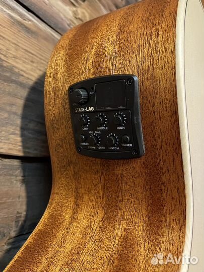 Гитара Двенадцатиструнная, массив. с подключкой