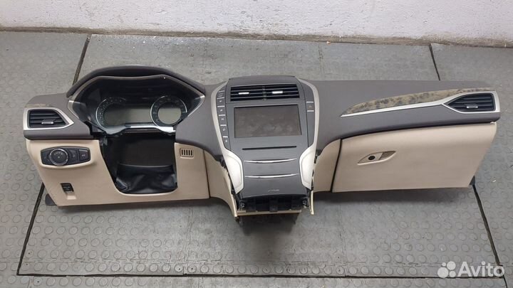 Панель передняя салона Lincoln MKZ, 2016