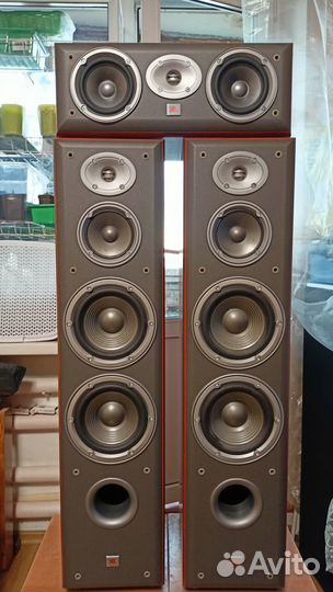 Акустические колонки JBL E80