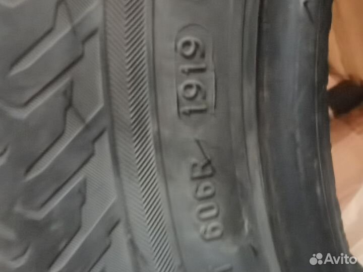 Nokian Tyres Hakkapeliitta 8 205/65 R15 99