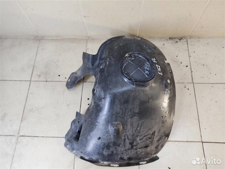 Подкрылок передний левый Renault Megane 2 (LM0C)