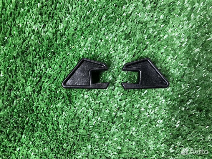 Заглушка на стрингер