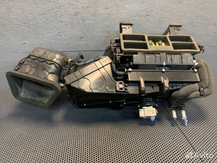 Корпус печки передний Porshe Panamera 970 рест