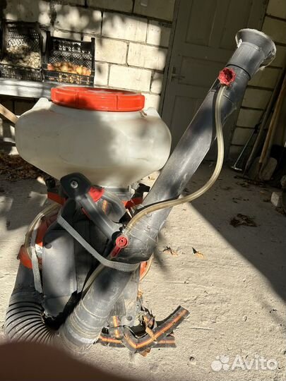 Бензиновый опрыскиватель ранцевый