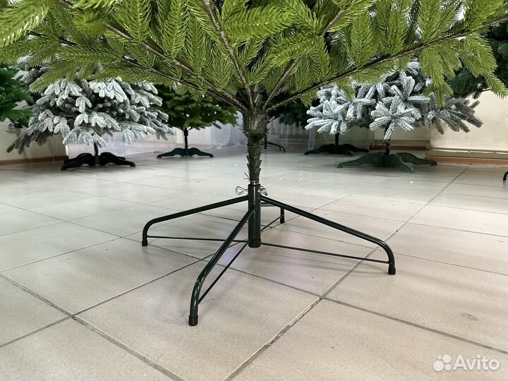 Елка искусственная 