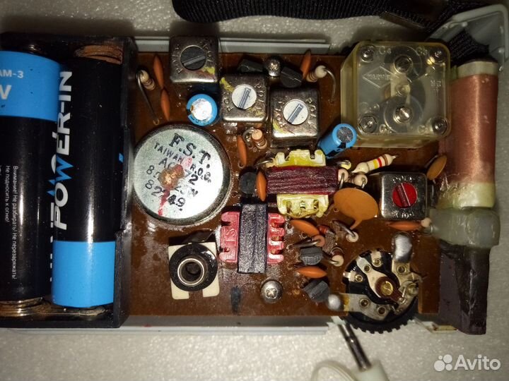 Радиоприемник philips 90 AL078 с наушником