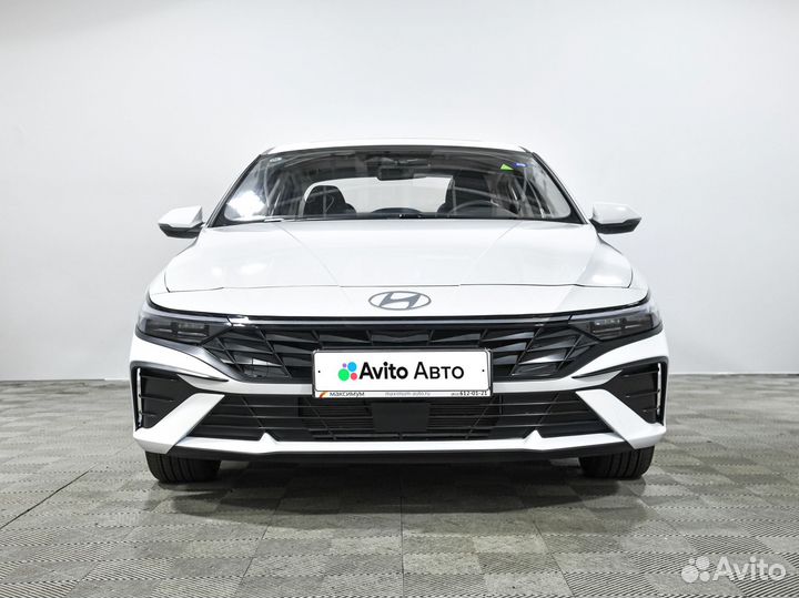 Hyundai Elantra 1.5 CVT, 2024, 124 км