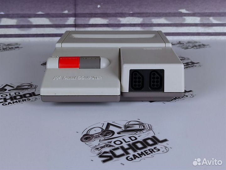 Nintendo Famicom Av, приставка