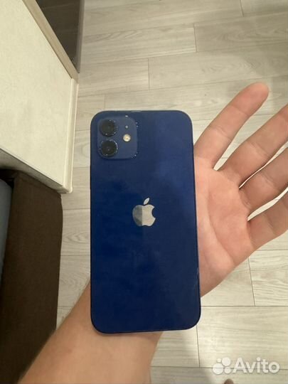 iPhone 12, 64 ГБ