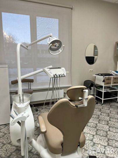Установка стоматологическая Дипломат Консул дц180