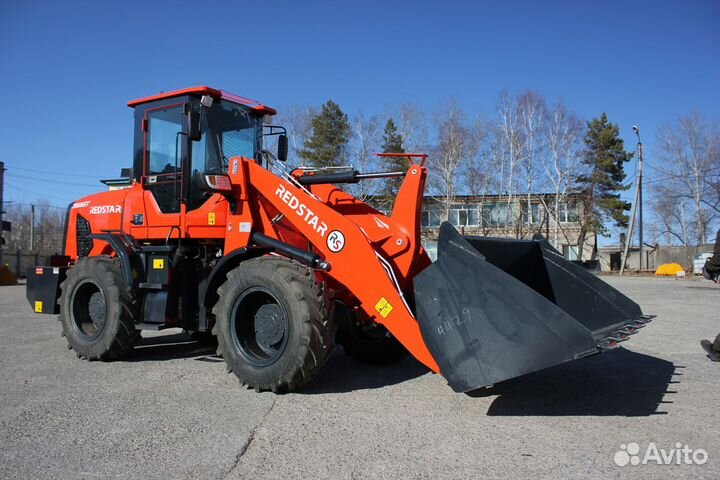 Фронтальный погрузчик Redstar 3000GT, 2023