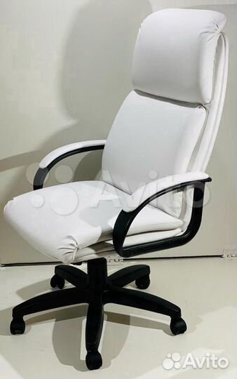 Компьютерное кресло