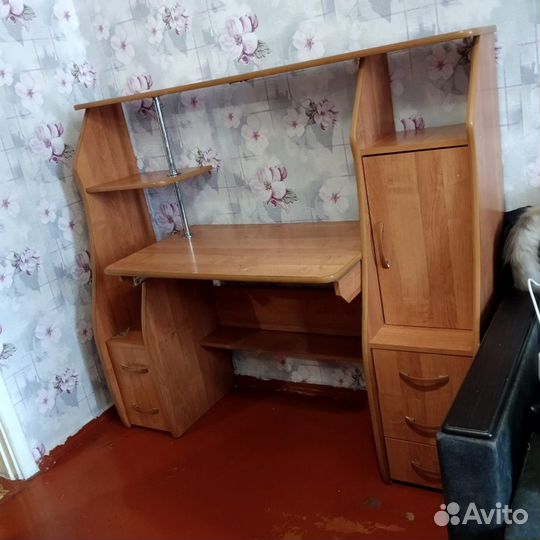 Компьютерный стол бу