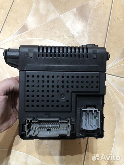 30786889 Блок CEM Volvo xc70