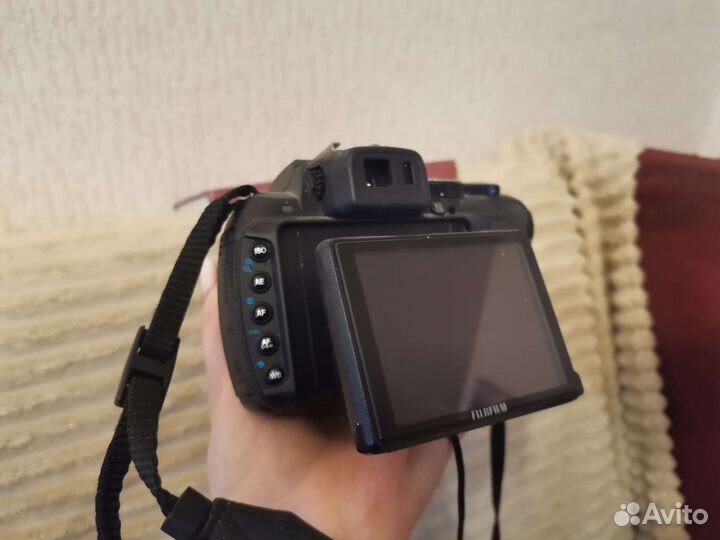 Зеркальный фотоаппарат fujifilm