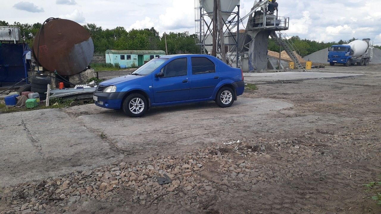 Renault Logan: фото владельца