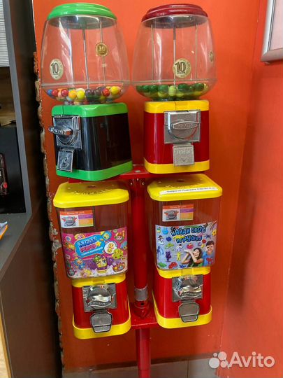 Механические торговые автоматы аппараты с жвачкой