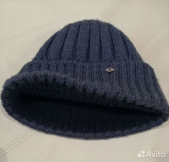 Вязаная шапка мужская зимняя с вязаным подкладом