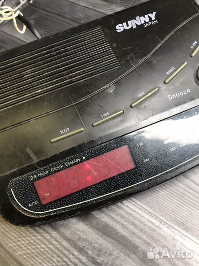 Электронные настольные часы