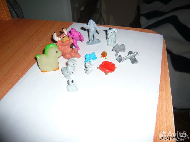 Игрушки из киндер-сюрприз