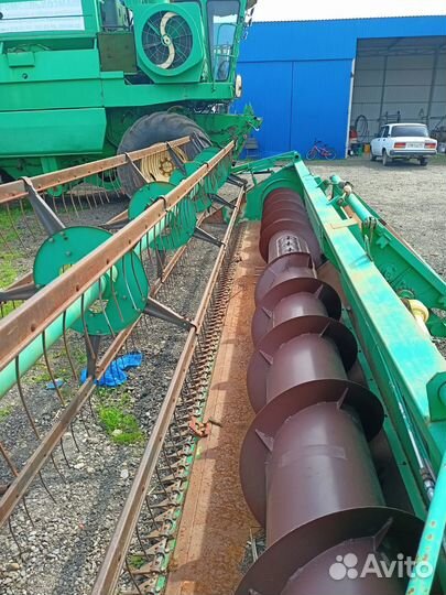 Комбайн Ростсельмаш Дон 1500Б, 1991