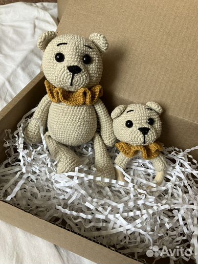 Набор Вязаная игрушка и погремушка зайка/мишка