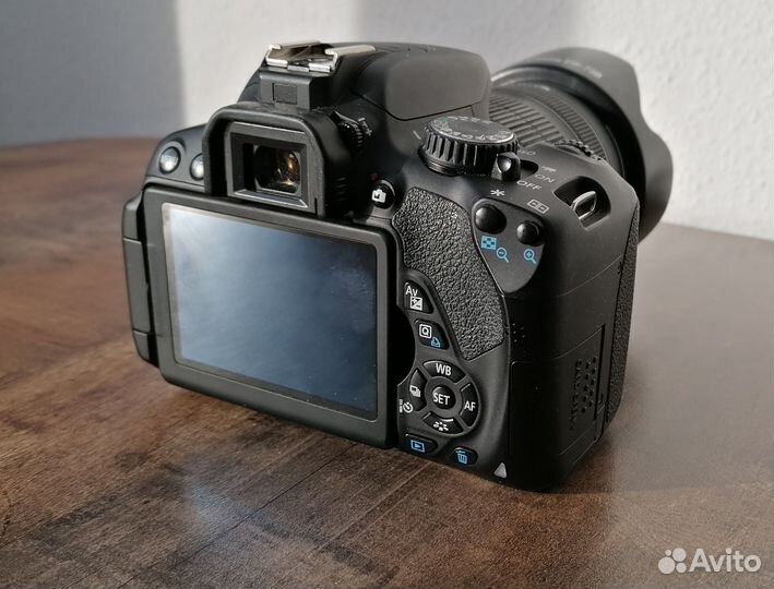 Зеркальный фотоаппарат canon 650d