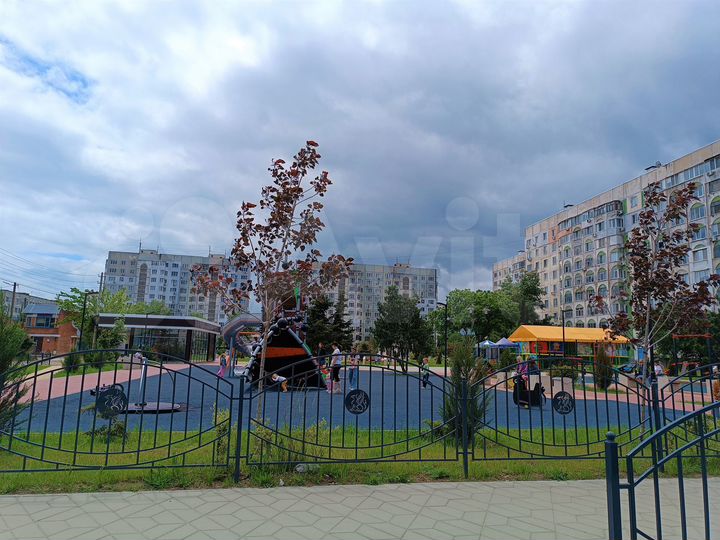 2-к. квартира, 42 м², 8/10 эт.
