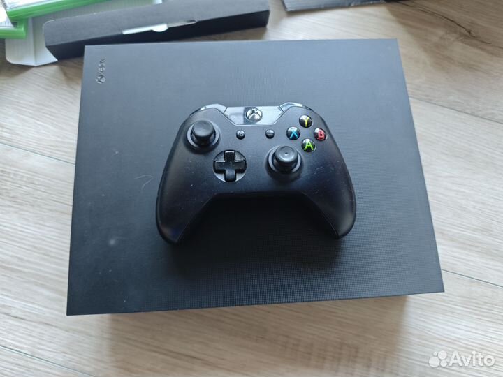 Xbox One X: Project Scorpio Edition эксклюзивная