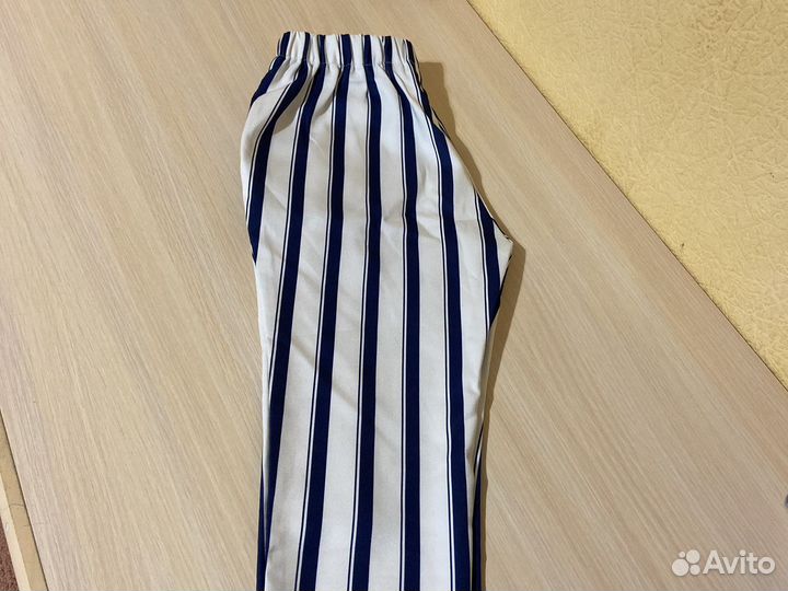 Брючки для девочки