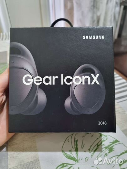 Беспроводные наушники samsung gear iconx