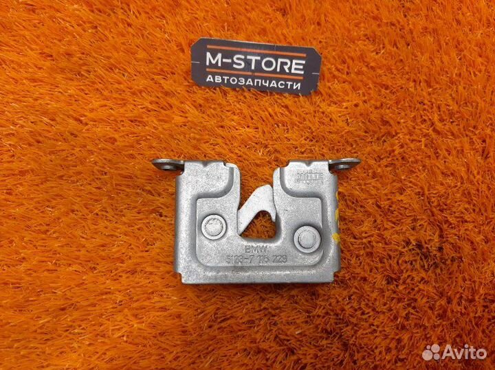 Замок капота Bmw 3-Series E90 N46B20B 2009