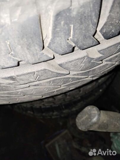 Bridgestone Dueler A/T 225/75 R16
