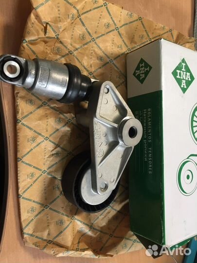 Натяжитель приводного ремня Ssang Yong