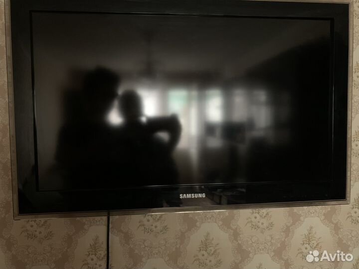 Телевизор samsung