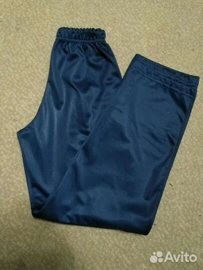 Костюм спортивный