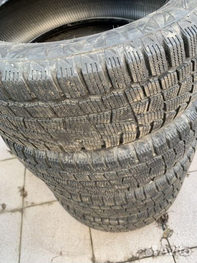 Goodyear WinterCommand Ultra 205/55 R16