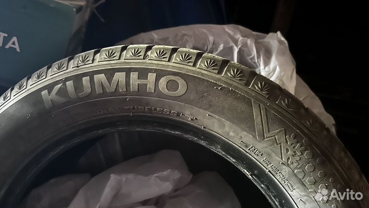 Kumho WinterCraft Ice Wi51 205/55 R16