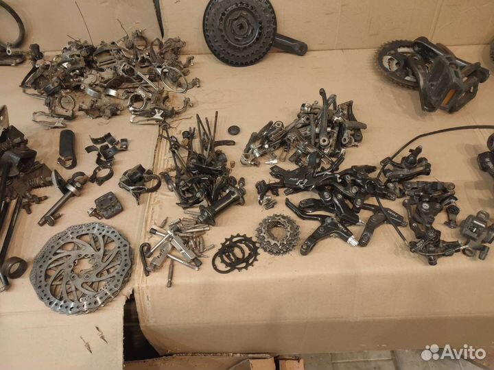 Велосипедные запчасти б/у по соточке