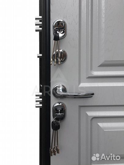 Дверь Аргус Тепло - 5 Антик серебро Роял вуд серый