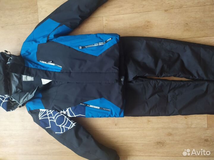 Горнолыжный костюм детский