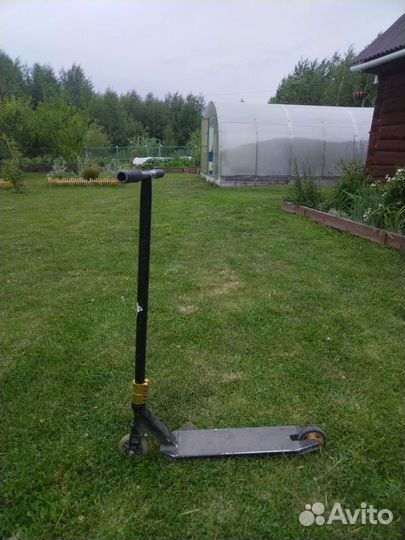 Трюковой самокат