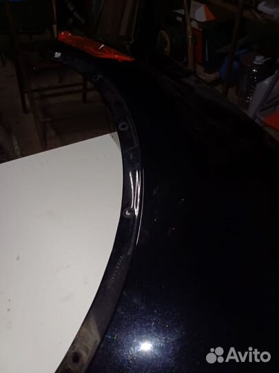 Крыло левое touareg nf 7P6821105