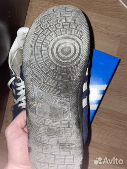 Кроссовки adidas москва