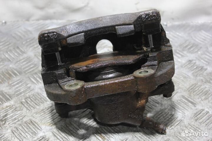 Суппорт передний левый Chery Bonus 2011-2014