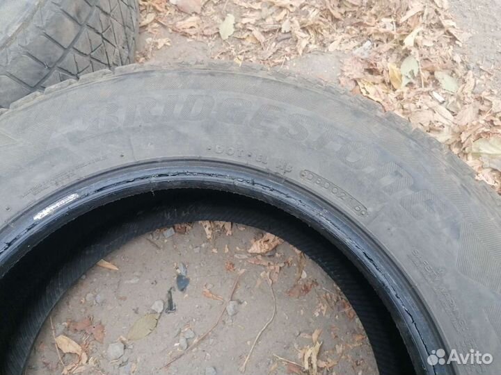 Bridgestone Blizzak DM-V3 215/65 R16
