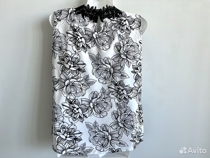 Блузка женская белая вискоза с цветами