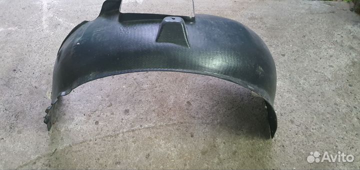 Подкрылок передний правый опель вектра с